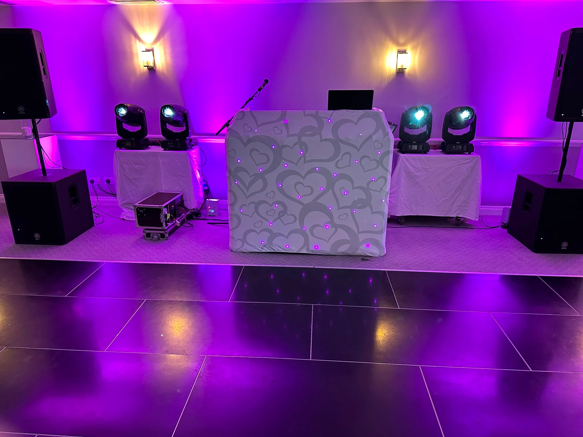 White heart booth between wall lights